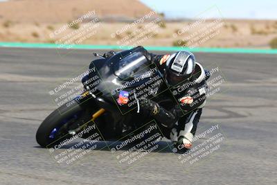 media/Oct-15-2022-TrackXperience (Sat) [[8f70b8b0be]]/Group 2/session 4 turn 1/